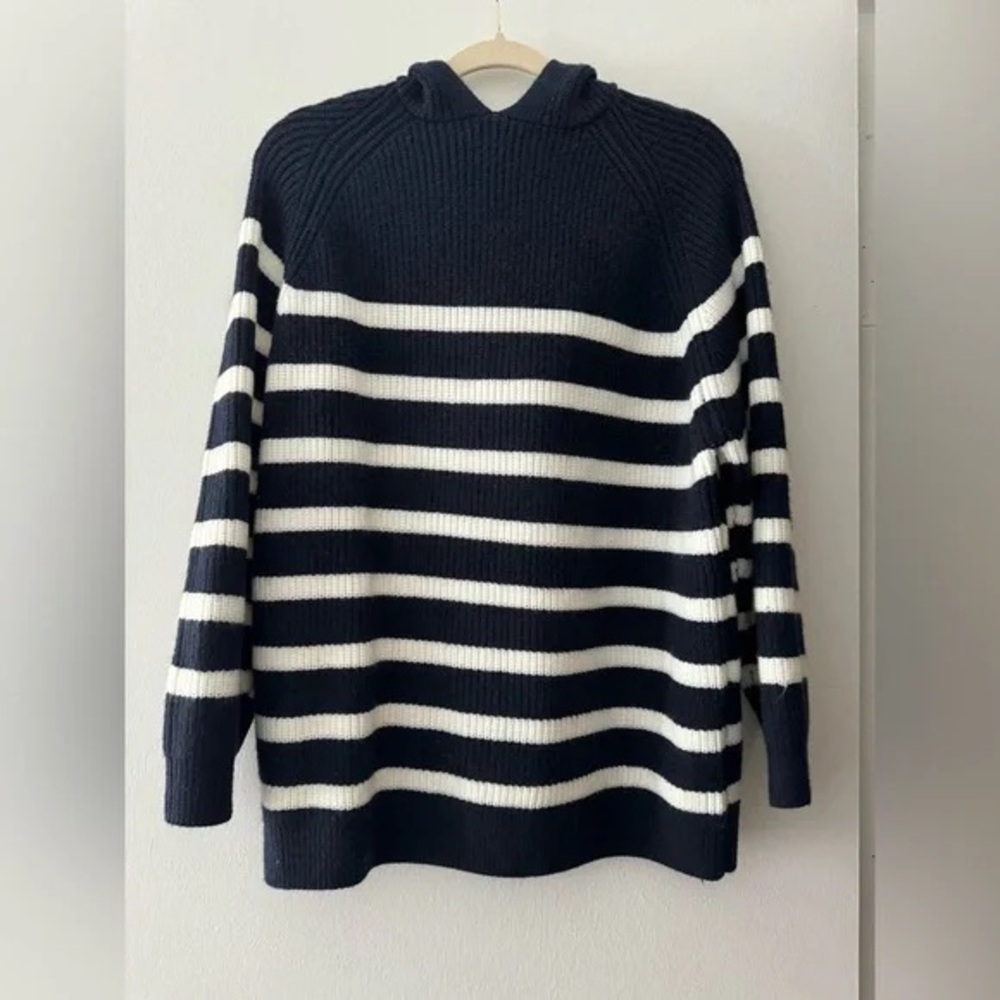 Navy striped hoodie sweater